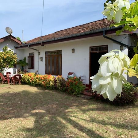 Jumera Villa Mirissa Dış mekan fotoğraf